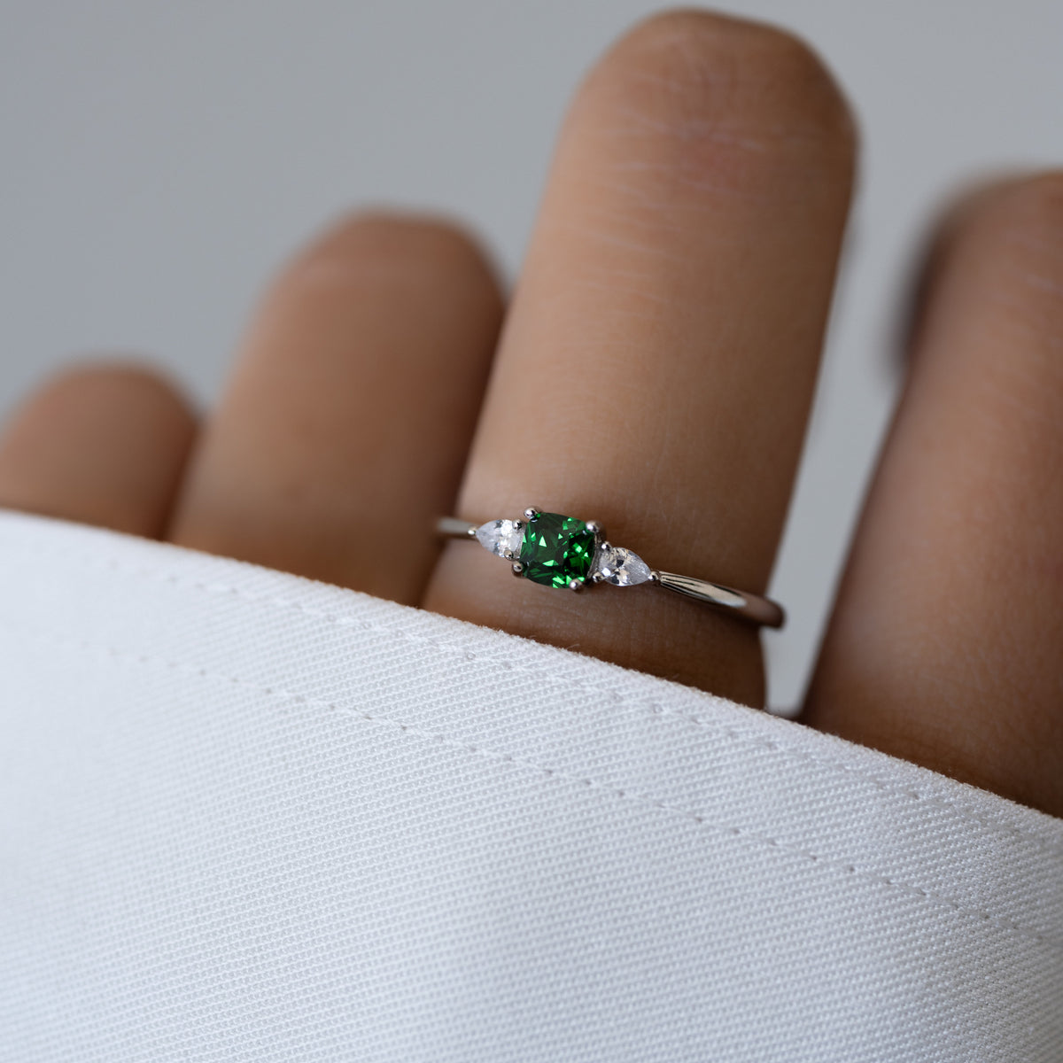 Dainty Emerald Ring, Emerald Stacking Ring, May Birthstone, Minimalist Emerald Ring, Gift for Her, Gemstone Ring, Promise Ring, Dainty Ring