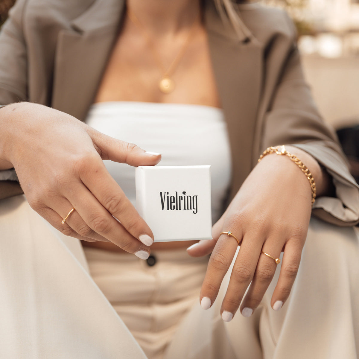 925 Sterling Silver Ring • Hug Ring • Stackable Ring • Minimalist Ring • Love Ring • Adjustable Ring • Gift for Women • Hugging Hand Ring