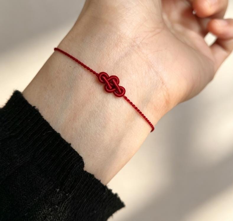 Red String Bracelet, Lucky Red Bracelet,Chinese Knot Bracelet, Minimalist Cord Jewelry, Adjustable Handmade Red Cord Bracelet,Good Luck Gift