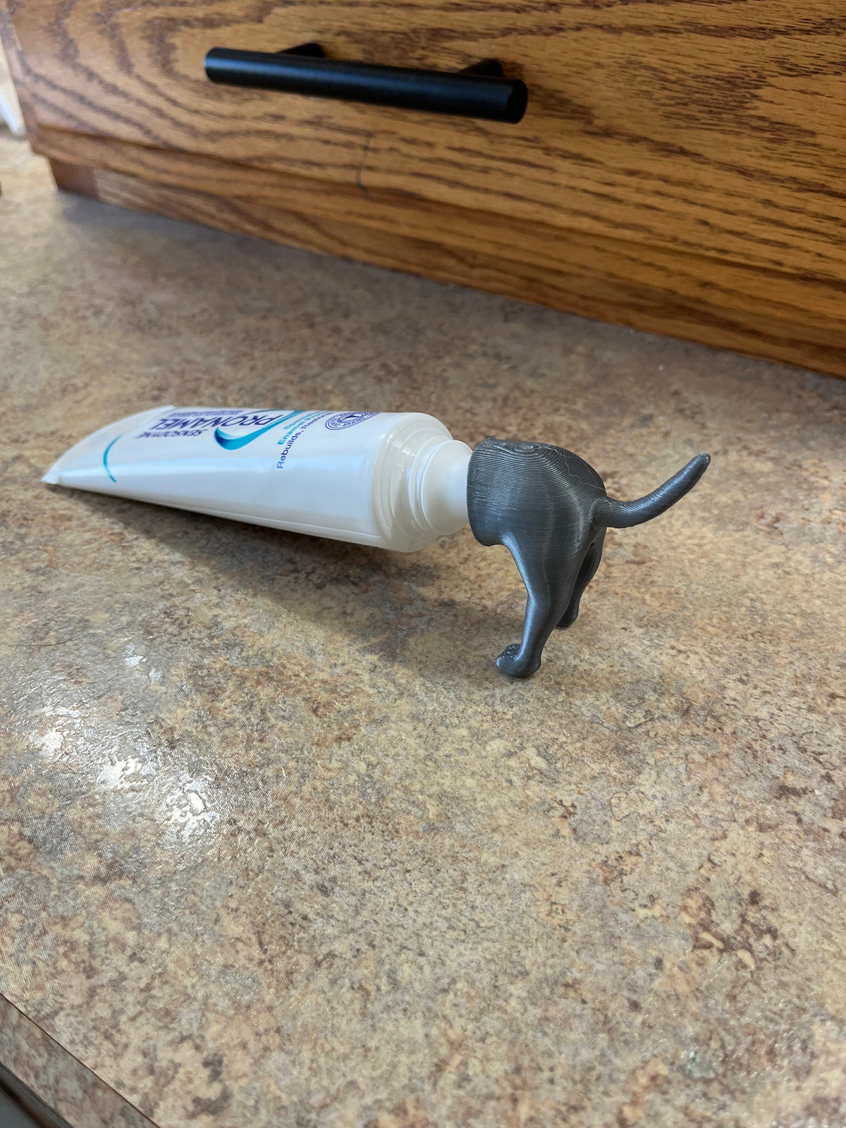 Pooping Dog Butt Toothpaste Topper: Funny Gag Gift for Dog Lovers