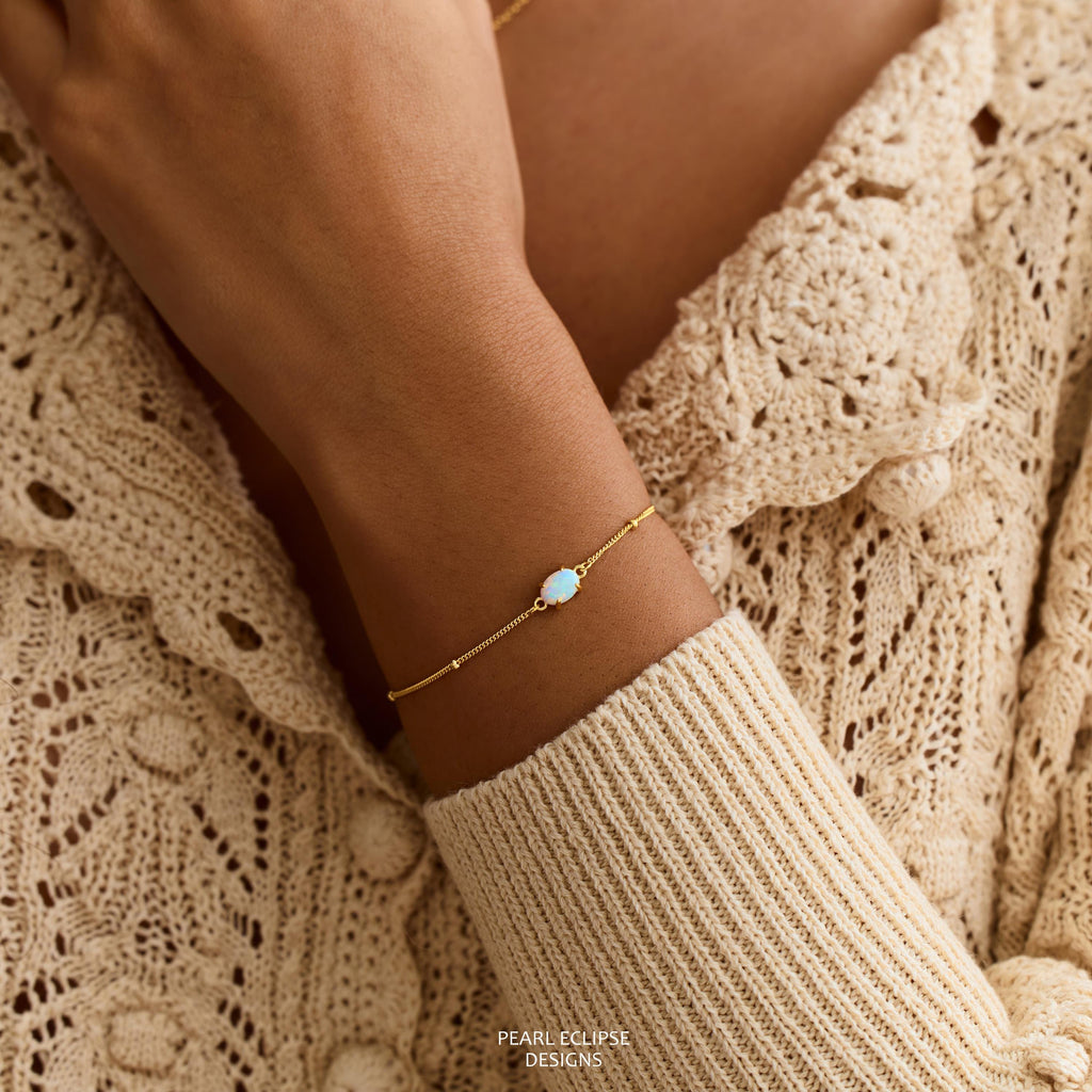 Opal Bracelet, Dainty Opal Jewelry, Minimalist Gold Beaded Chain, October Birthstone, Elegant Mom Bracelet, Gift for mom, Charming Jewelry