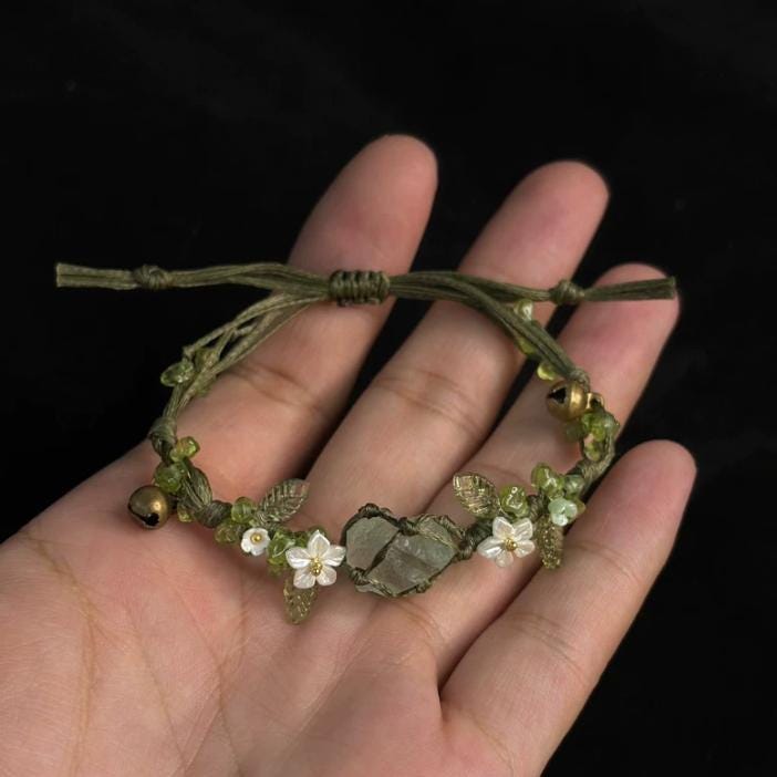 Green Fluorite Macrame Bracelet: Boho Floral Crystal Jewelry