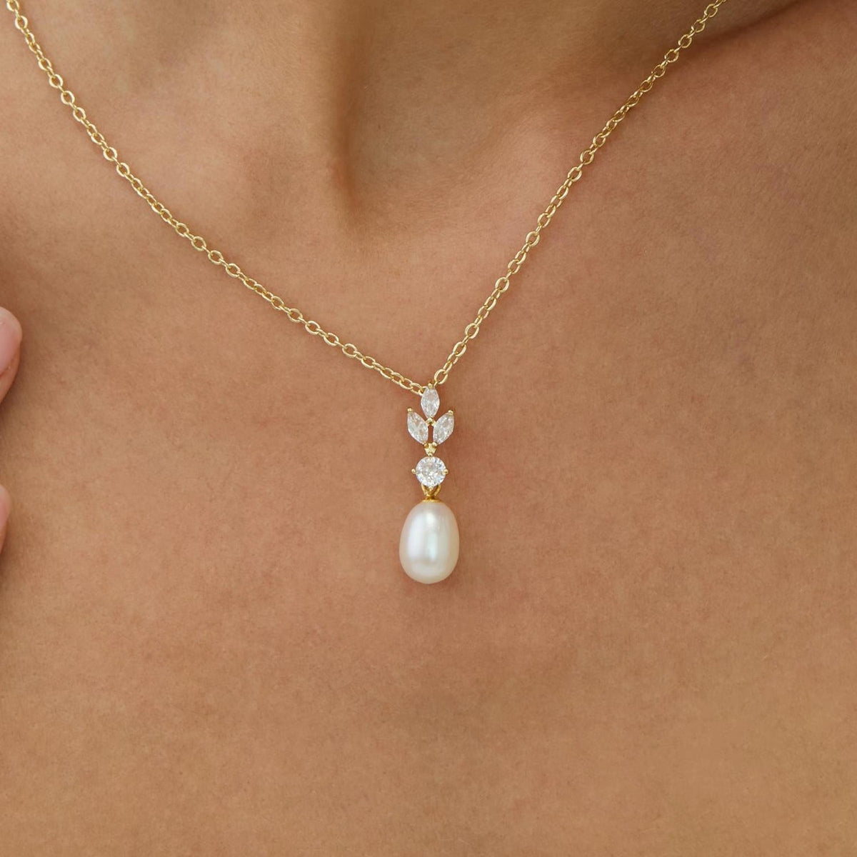 Diamond Leaf Pearl Necklace,Freshwater Pearl Necklace,Wedding Pearl Necklace,Crystal Bridal Jewelry Set,Mother's Day Gift,Bridesmaid Gift