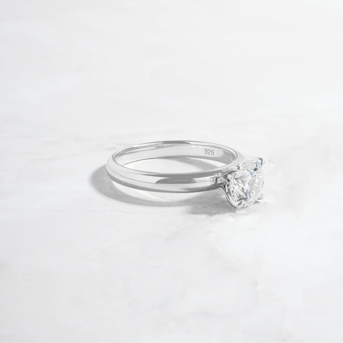 Round Solitaire Ring, Wedding Ring, Engagement Ring, Anniversary Ring, Diamond Ring, Cubic Zirconia Ring, Statement Ring, Gift for Wife