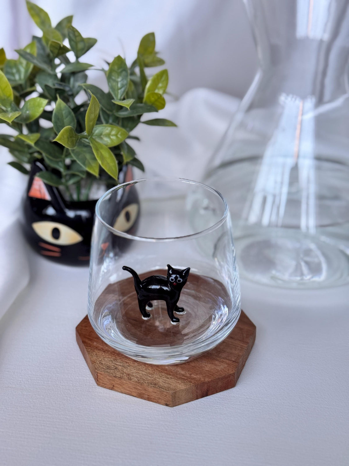 Handmade Murano Glass Cat Wine Glass | 3D Figurine, Stemless