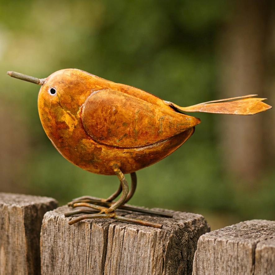 Metal Wren Garden Decor, Rust Effect Bird Sculpture, Rustic Garden Art, rusty brown orange Fence Tree Yard Bird Decoration, 5 Inch