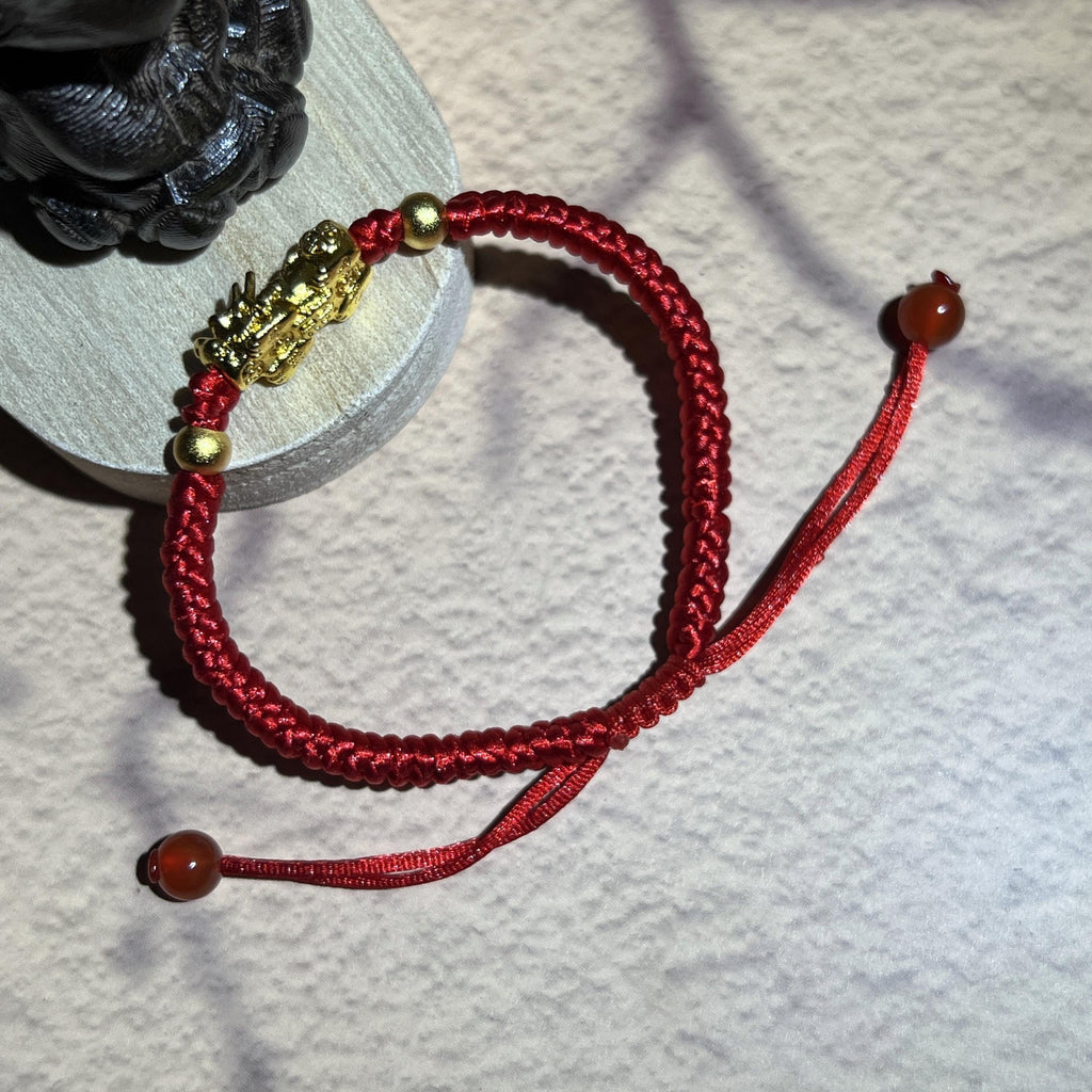 Pixiu Red String Bracelet for Abundance | 2026 Zodiac Talisman for Tiger, Dog, Goat | Waterproof & Non-Tarnish