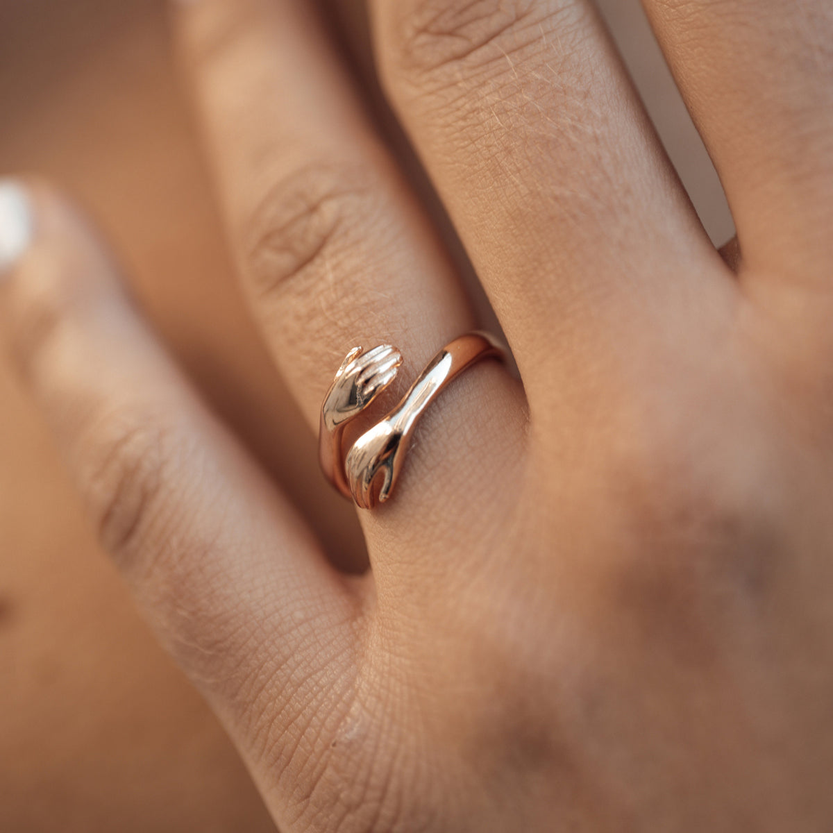 925 Sterling Silver Ring • Hug Ring • Stackable Ring • Minimalist Ring • Love Ring • Adjustable Ring • Gift for Women • Hugging Hand Ring