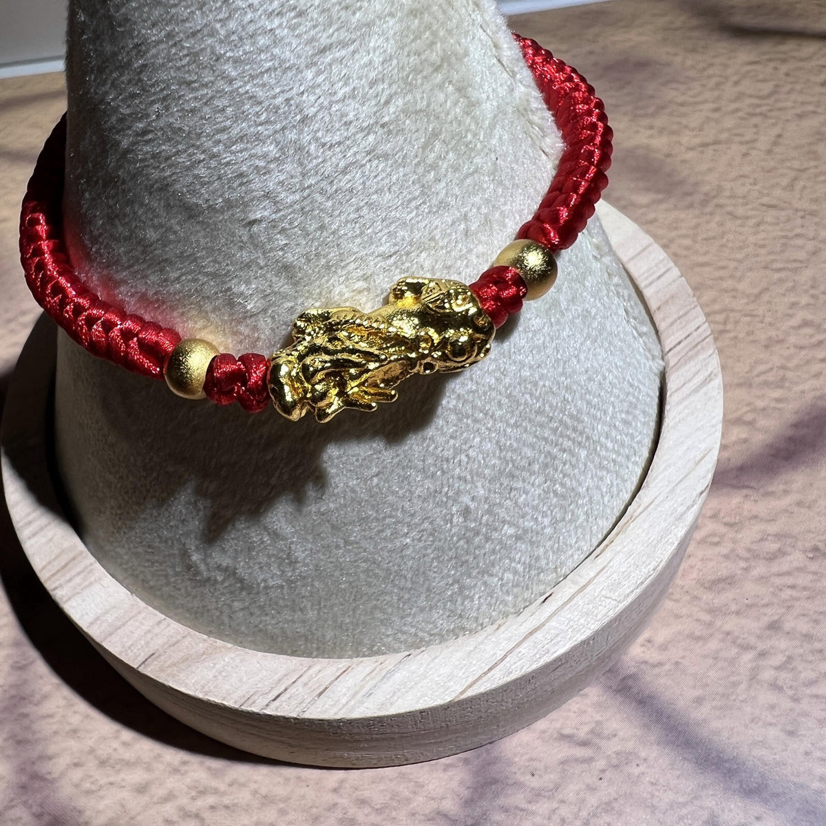 Pixiu Red String Bracelet for Abundance | 2026 Zodiac Talisman for Tiger, Dog, Goat | Waterproof & Non-Tarnish