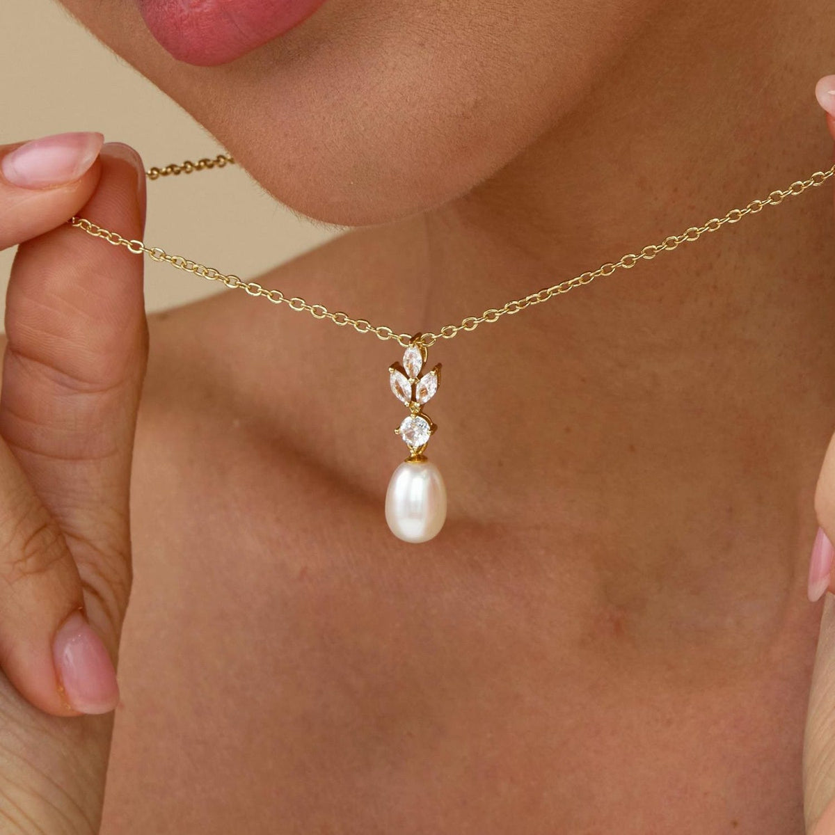 Diamond Leaf Pearl Necklace,Freshwater Pearl Necklace,Wedding Pearl Necklace,Crystal Bridal Jewelry Set,Mother's Day Gift,Bridesmaid Gift