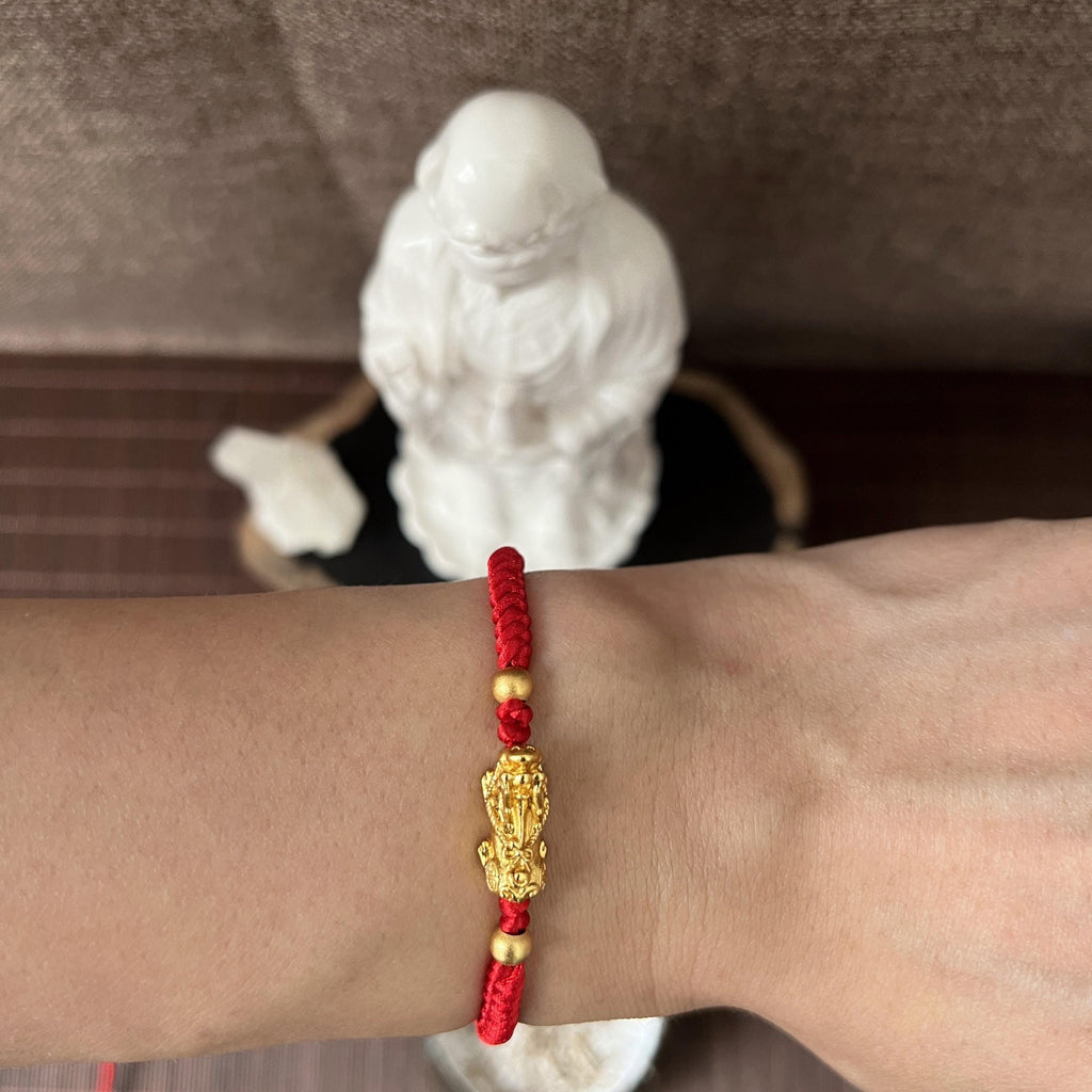 Pixiu Red String Bracelet for Abundance | 2026 Zodiac Talisman for Tiger, Dog, Goat | Waterproof & Non-Tarnish