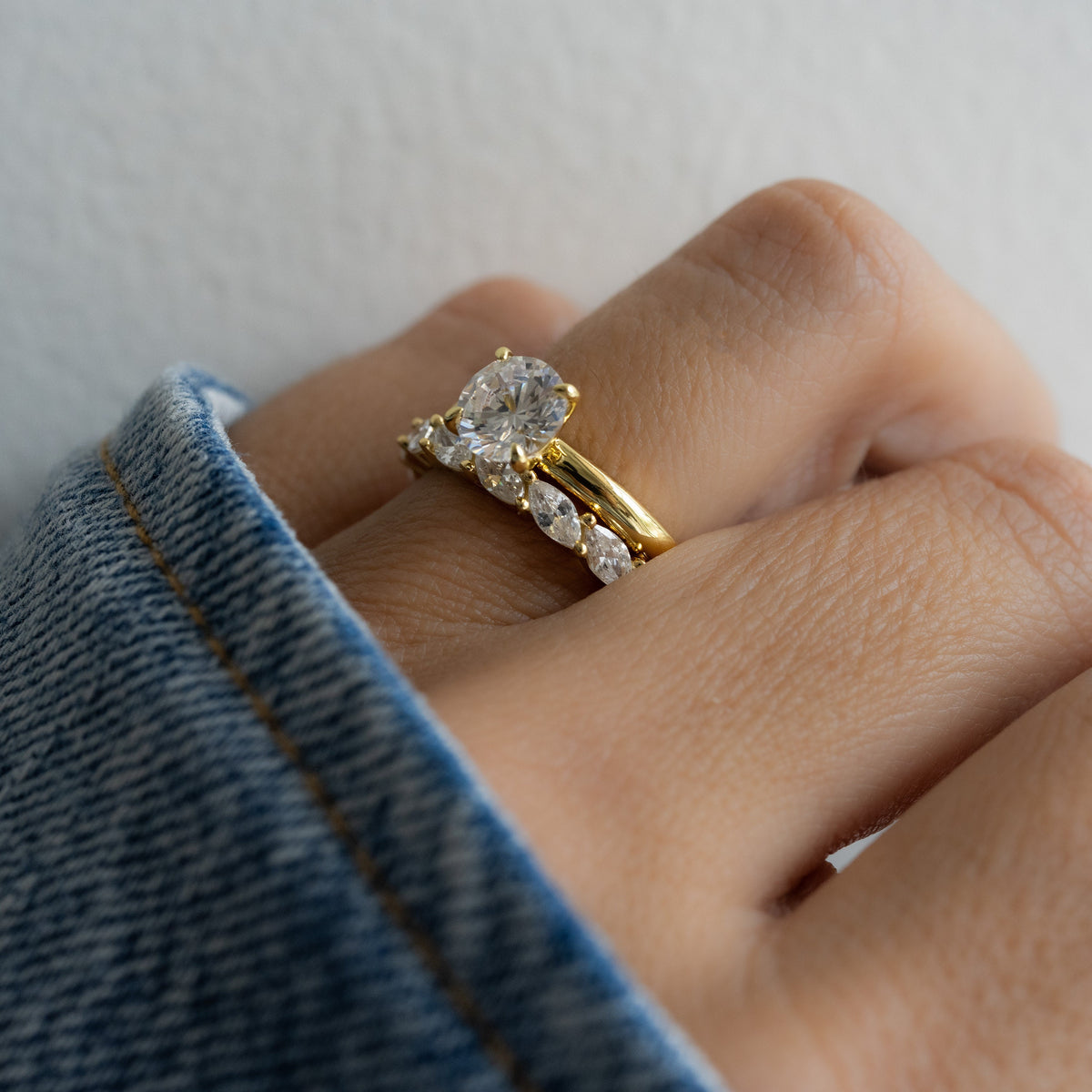 Round Solitaire Ring, Wedding Ring, Engagement Ring, Anniversary Ring, Diamond Ring, Cubic Zirconia Ring, Statement Ring, Gift for Wife