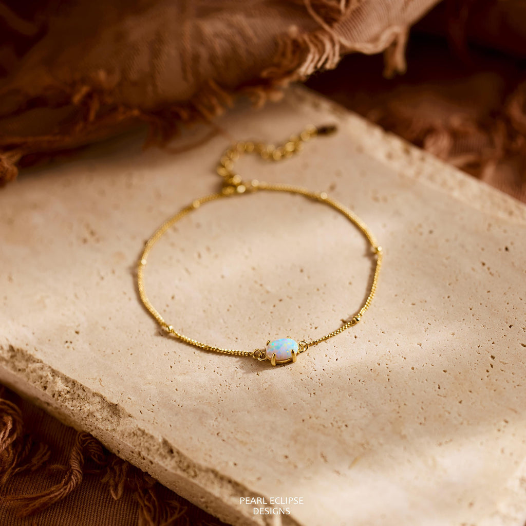 Opal Bracelet, Dainty Opal Jewelry, Minimalist Gold Beaded Chain, October Birthstone, Elegant Mom Bracelet, Gift for mom, Charming Jewelry