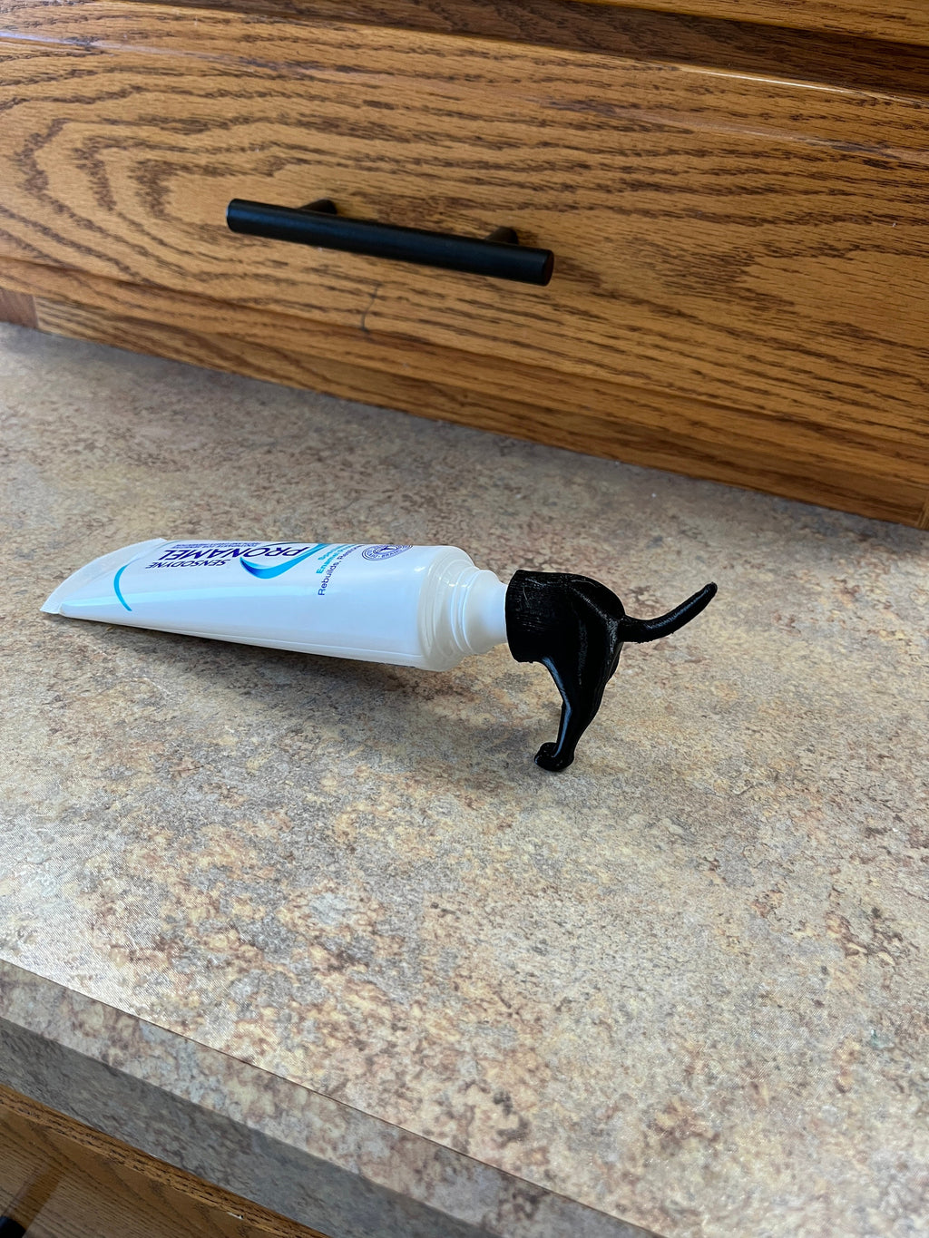 Pooping Dog Butt Toothpaste Topper: Funny Gag Gift for Dog Lovers