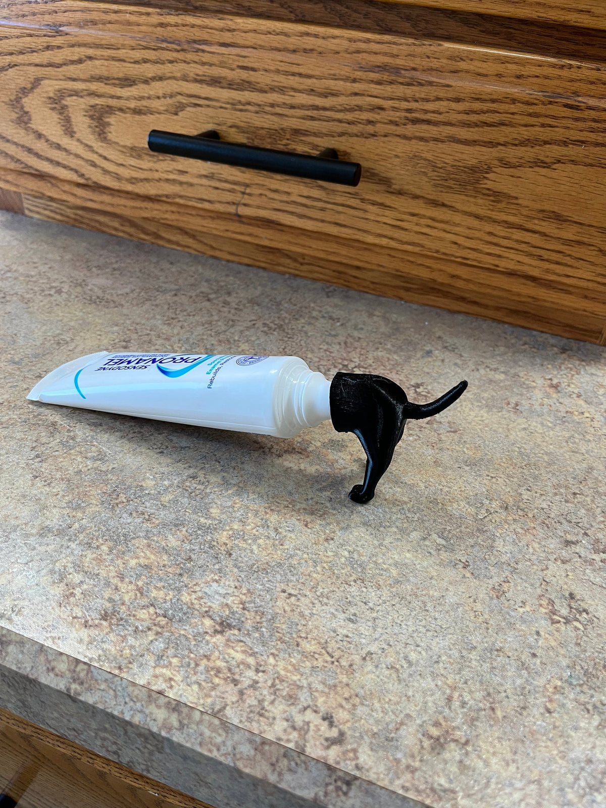 Pooping Dog Butt Toothpaste Topper: Funny Gag Gift for Dog Lovers