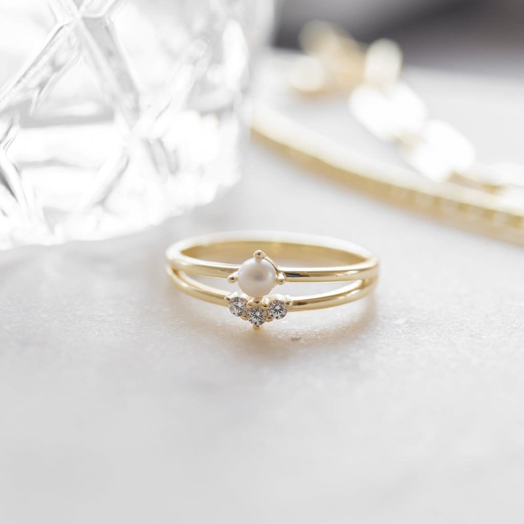 Pearl Ring Set Dainty Pearl Ring Gold Pearl Ring Stacking Ring Simple Ring June Birthstone Minimalist Ring Bridal Jewelry
